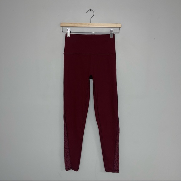 OFFLINE by Aerie Leggings Women's Size Medium Burgundy Leopard Mesh High Waisted - Picture 2 of 13
